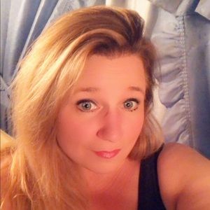 Meet your Posher, Kerri